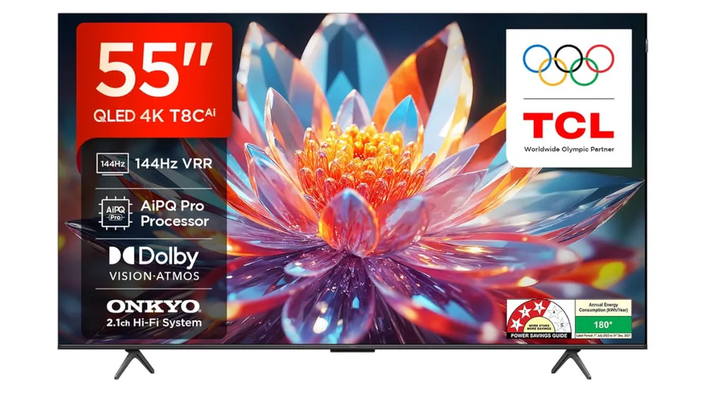 Expert technician diagnosing a Samsung TV any repair issue in Melattur